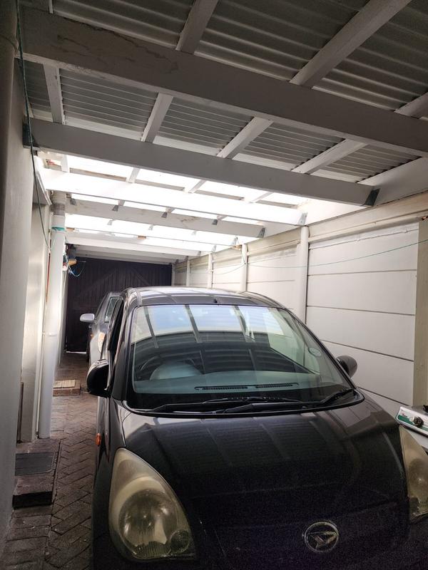 4 Bedroom Property for Sale in Gleemoor Western Cape